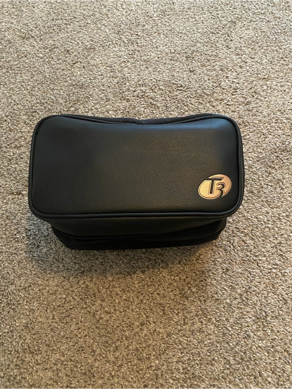 T3 Black Heated Rollers Set with Rose Gold Accents - Picture 2 of 12